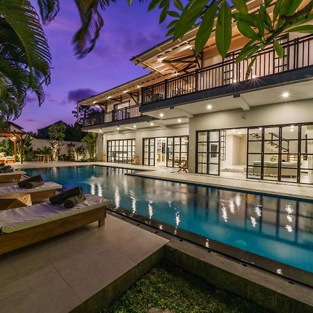 Villa Okenada - Modern 5-Bedroom Pool Villa In Berawa! Canggu Exterior foto