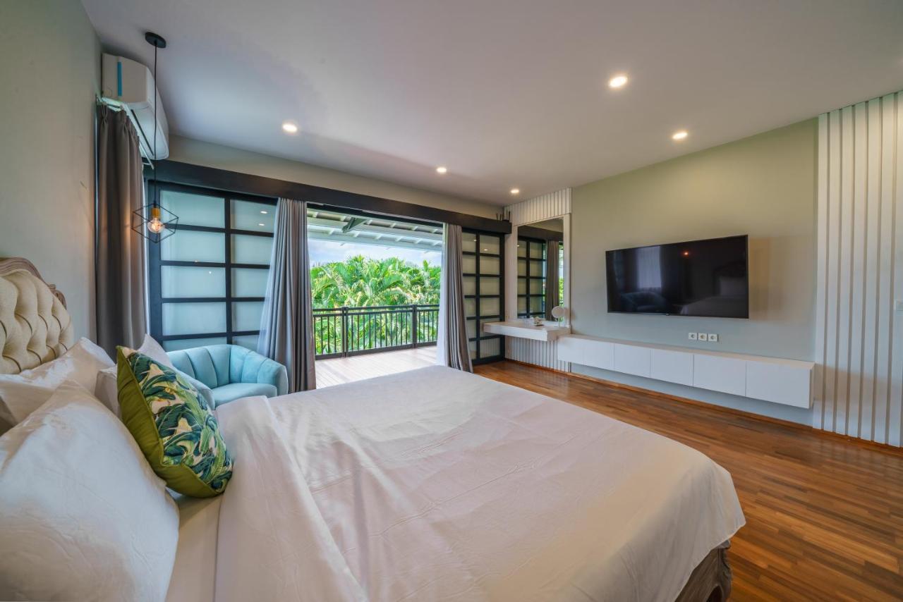 Villa Okenada - Modern 5-Bedroom Pool Villa In Berawa! Canggu Exterior foto