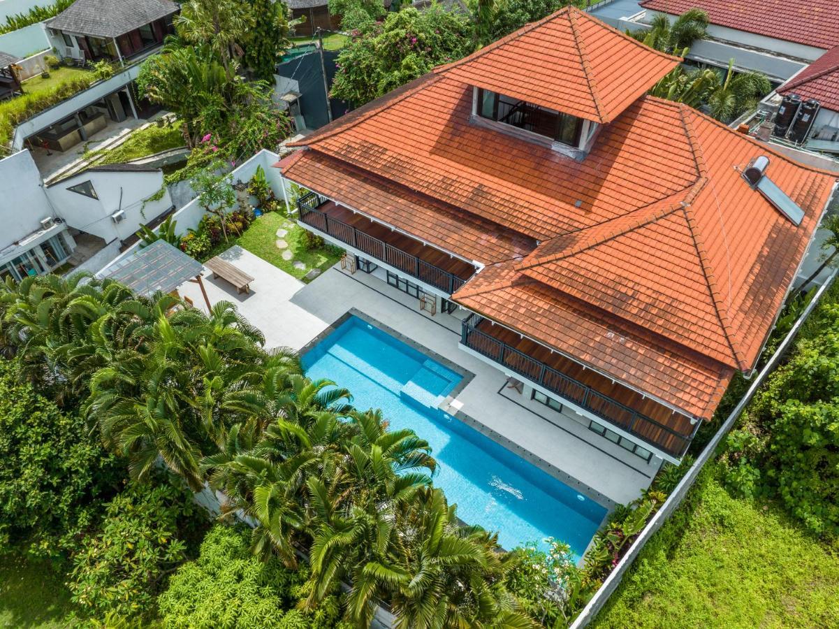 Villa Okenada - Modern 5-Bedroom Pool Villa In Berawa! Canggu Exterior foto